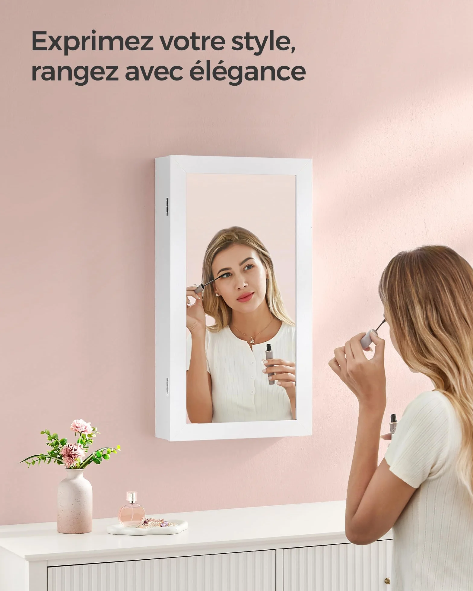 SONGMICS Armoire à Bijoux Murale avec Miroir, Verrouillable, Blanc et Grège JJC051W02