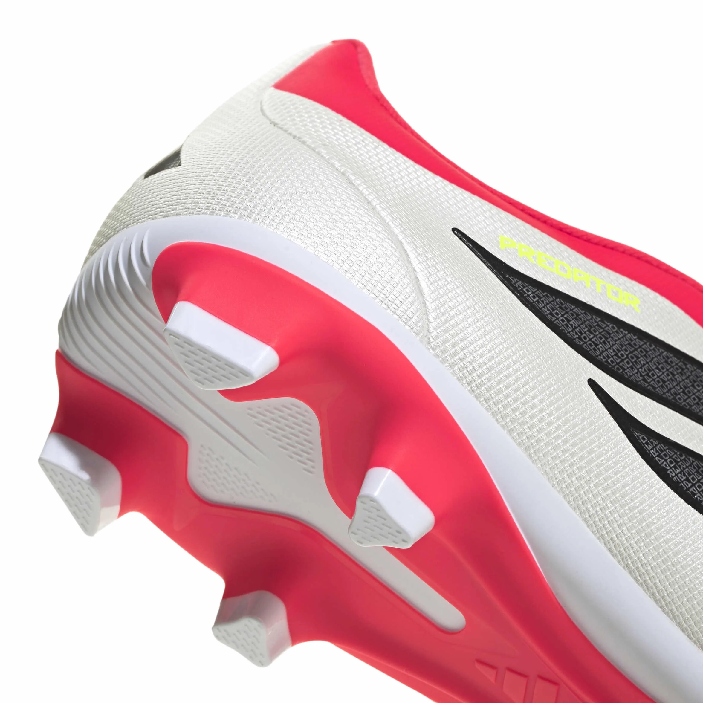 Adidas Predator Club Chaussure de Football Terrain Souple Multi-Surfaces